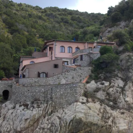 Cota Quinta Apartment