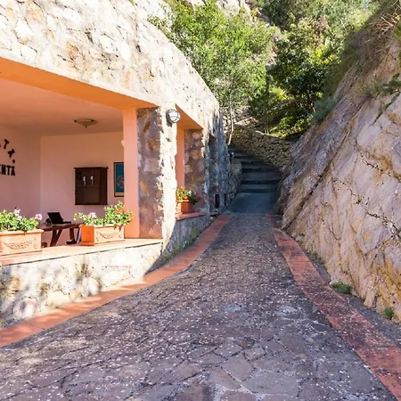 Cota Quinta * Rio dellʼElba