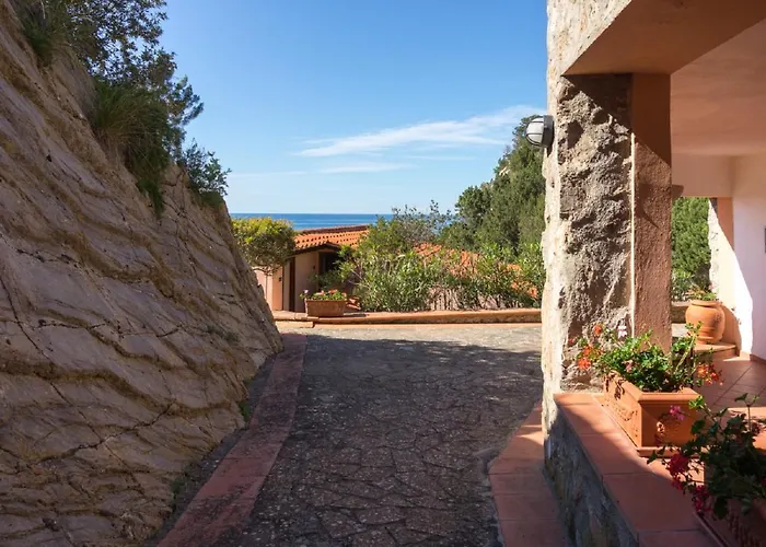 Cota Quinta * Rio dellʼElba