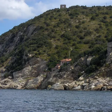 Cota Quinta * Rio dellʼElba